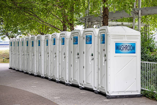Best Portable restroom trailer rental  in Richlands, NC